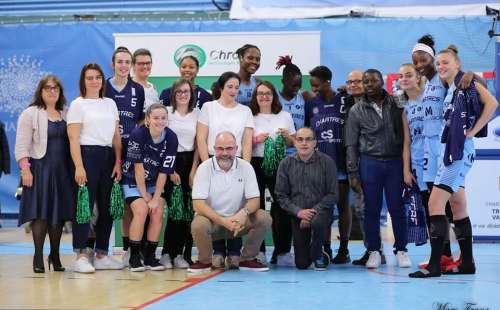 CHROME PARRAINE UN MATCH DU BASKET FEMININ A CHARTRES